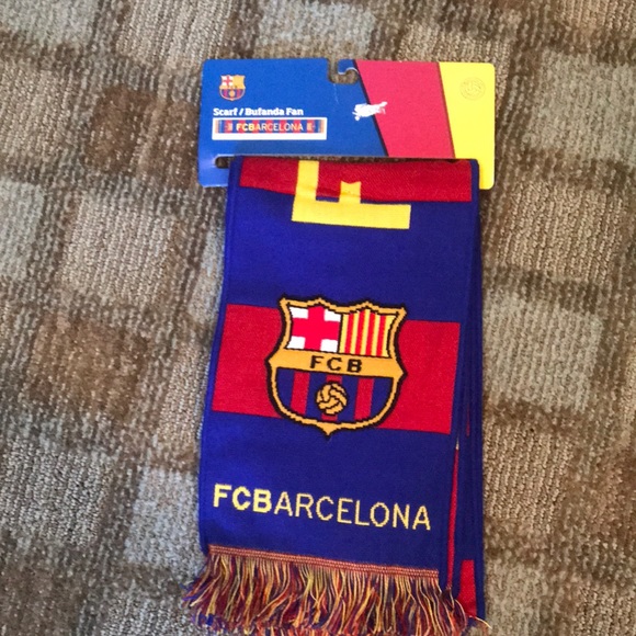 Barcelona Scarf